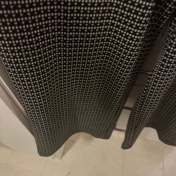 Max Studio Houndstooth  Patterned Trousers - Picture 2 of 7